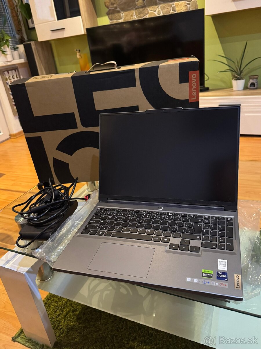 Lenovo Legion 5 – i9-14900HX, RTX 4070, záruka