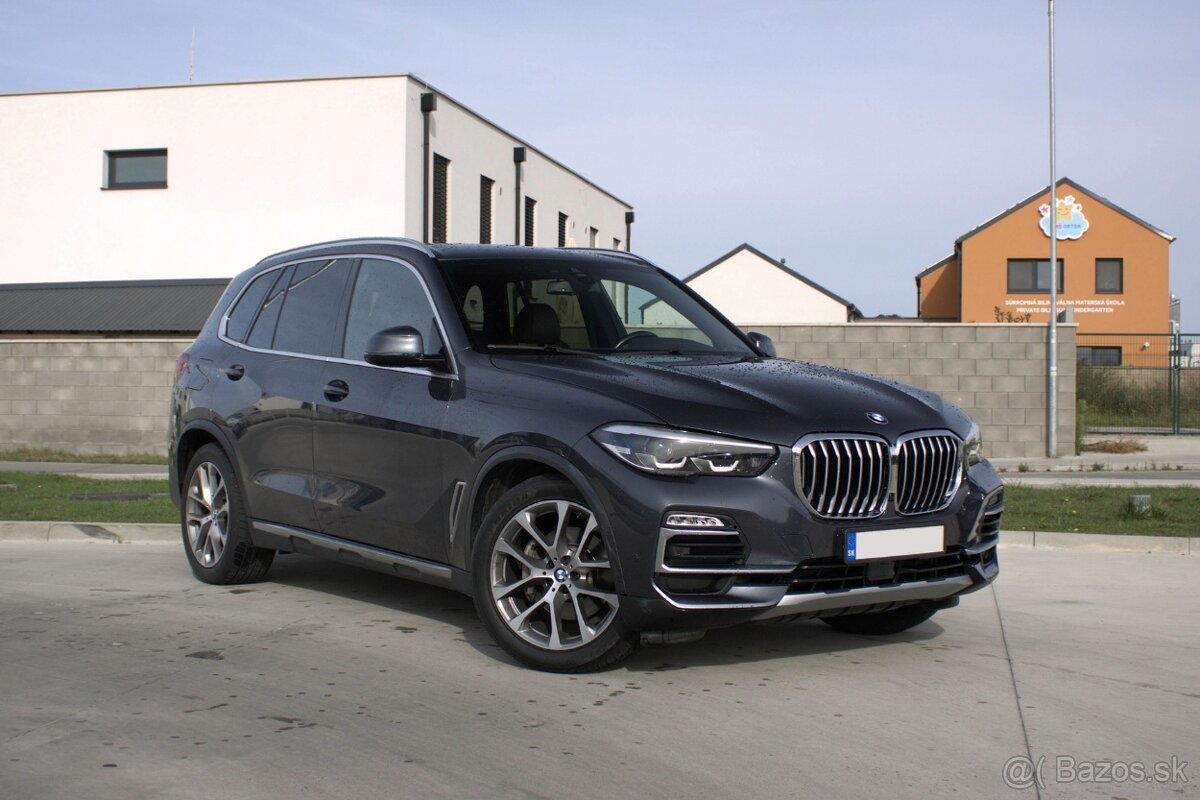 BMW X5 xDrive30d AT8 195kw