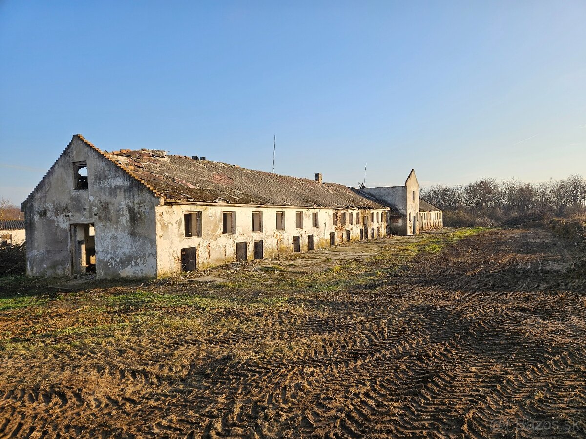 Predám halu,sklad, dielňu.