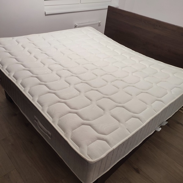Matrac zo studenej peny 180x200 cm