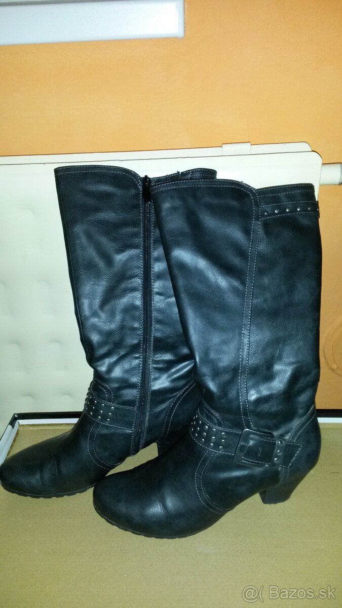 Dámske sivé čižmy - veľkosť č. 40