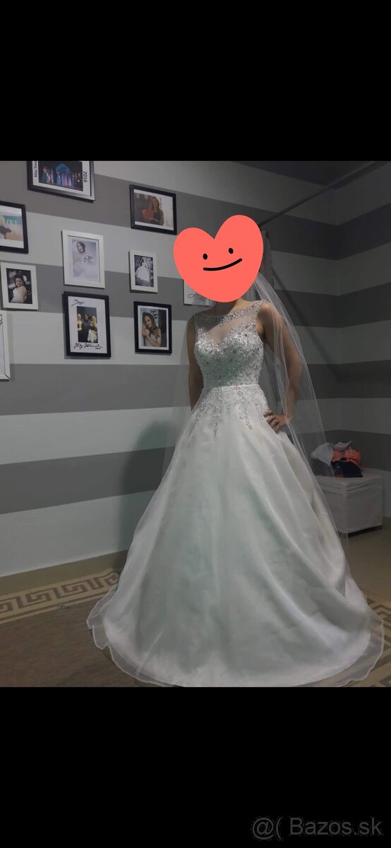 Svadobné šaty
