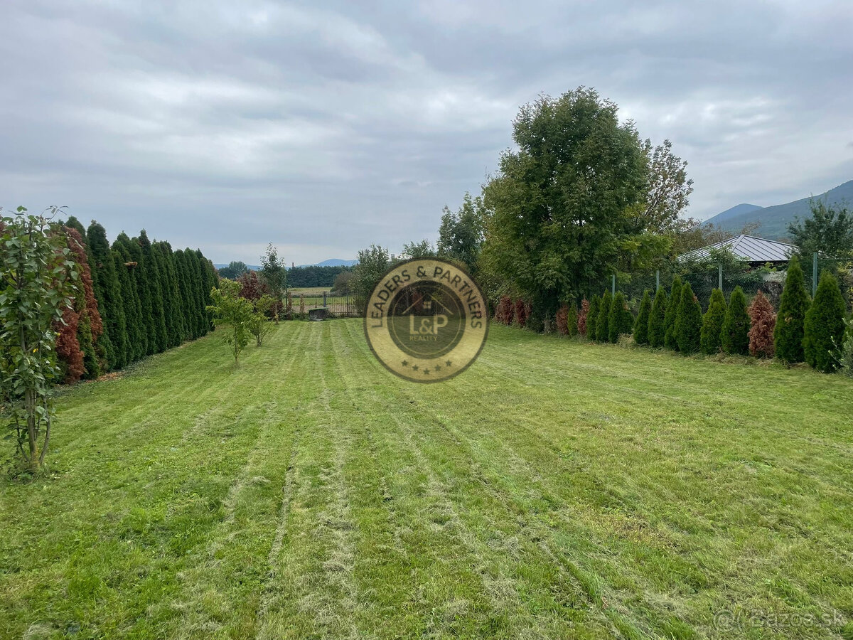 Výhľad na Karpaty-pozemok vhodný na výstavbu RD v Trstíne