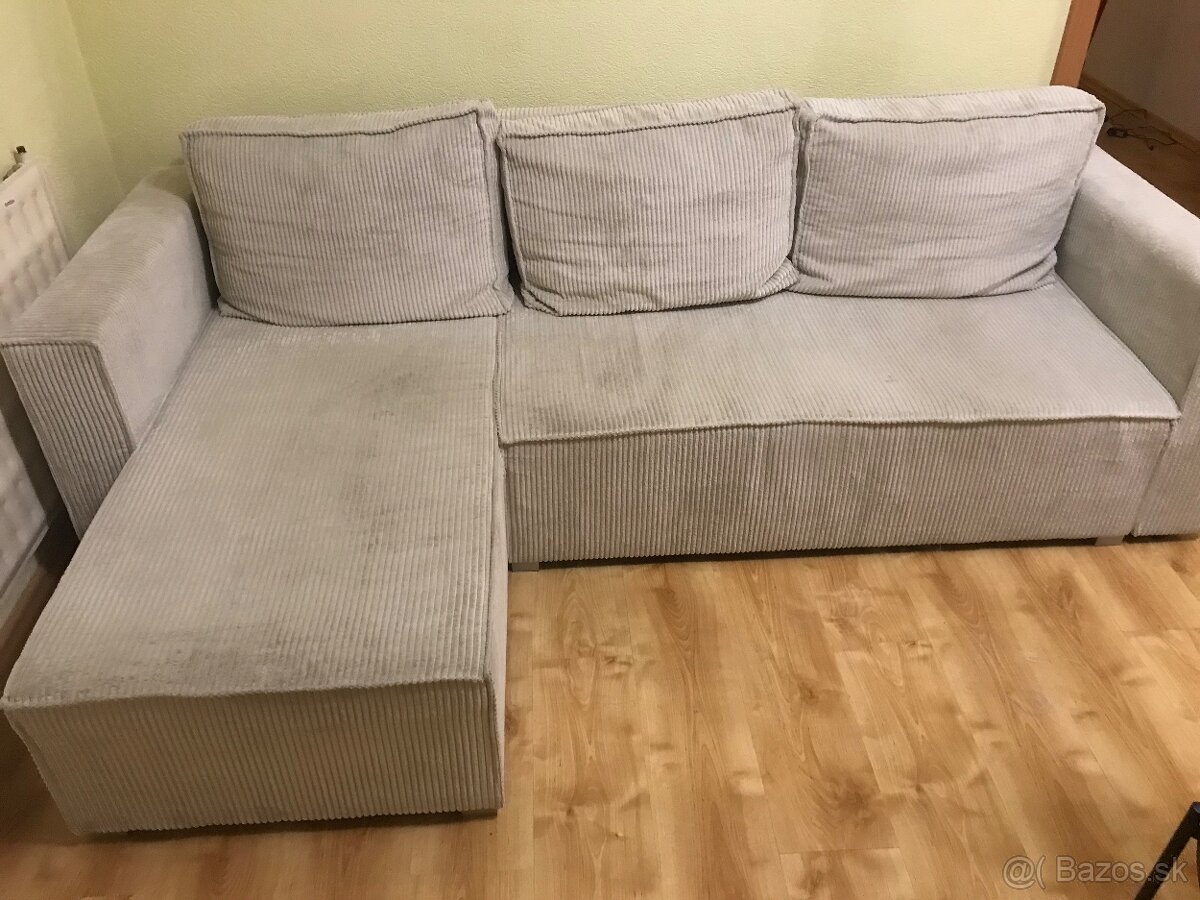 Rohový rozkladacia sedačka, obojstranná