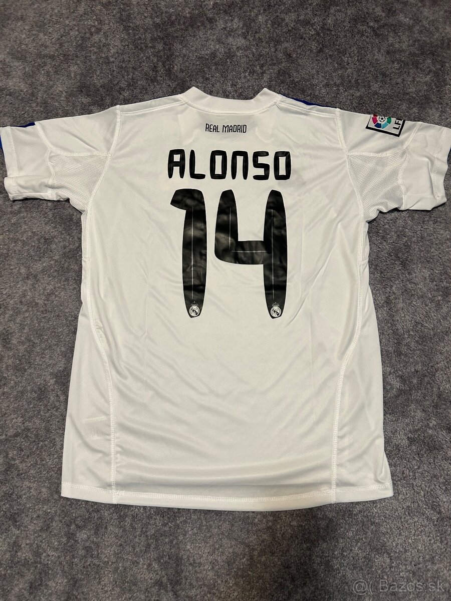 Adidas dres Real Madrid CF 2010/11 Xabi Alonso
