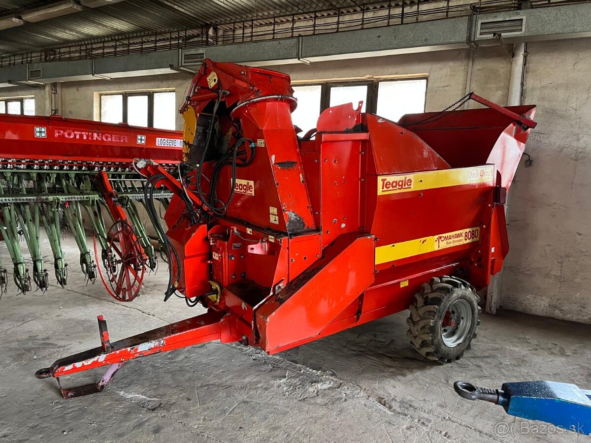 Drvič balíkov slamy Teagle Tomahawk 8080
