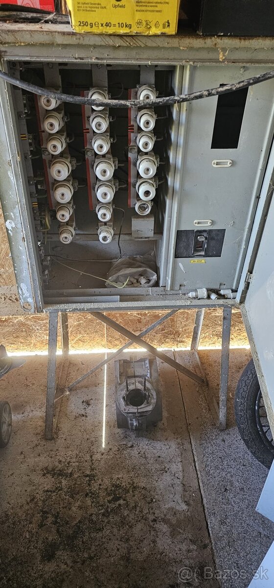 Stavebný rozvádzač