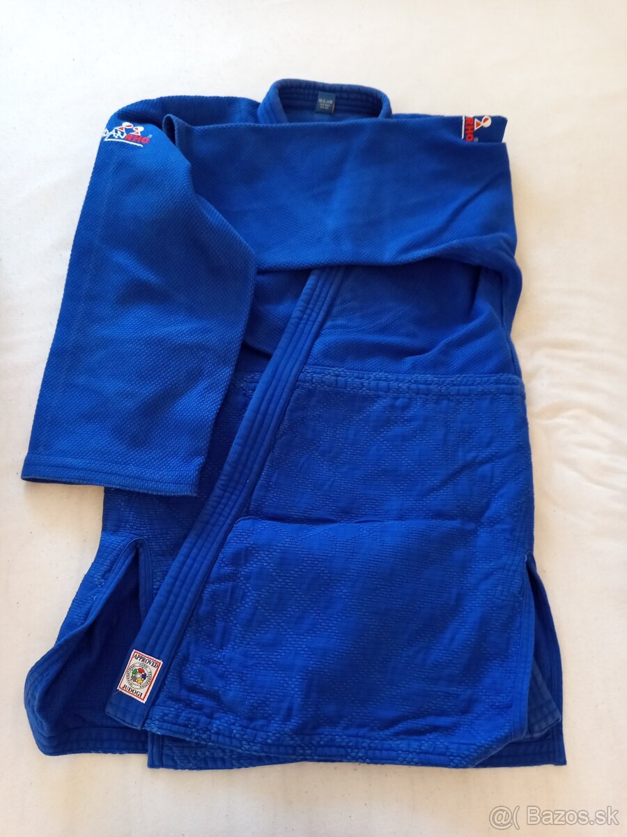 Danrho ultimate 750 ijf judo kimono