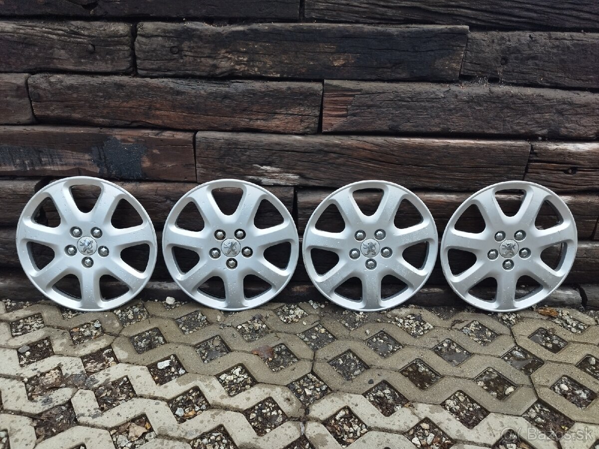 Original puklice Peugeot R16