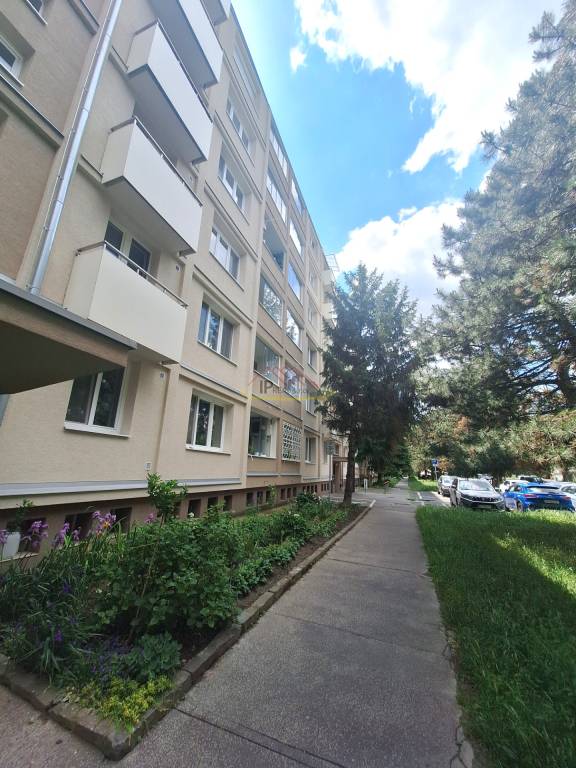 Prenájom 2,5i bytu na Sibírskej ulici