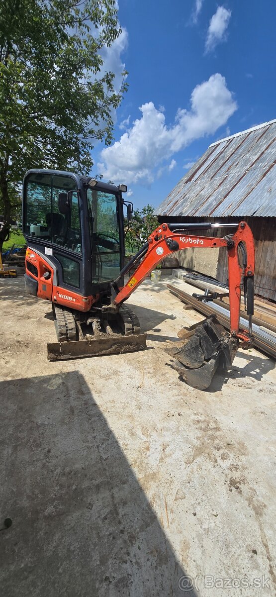 Kubota KX-018