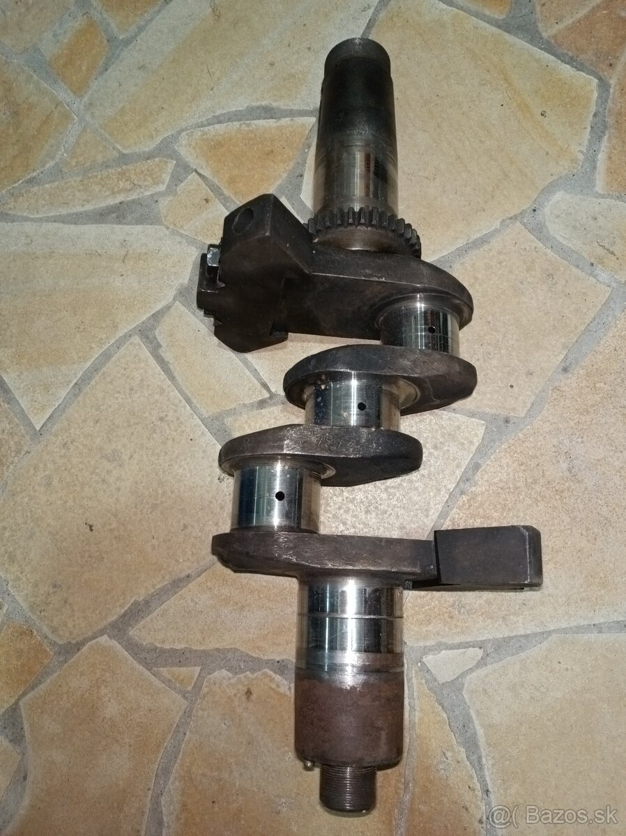 Kľuková hriadeľ Zetor 25