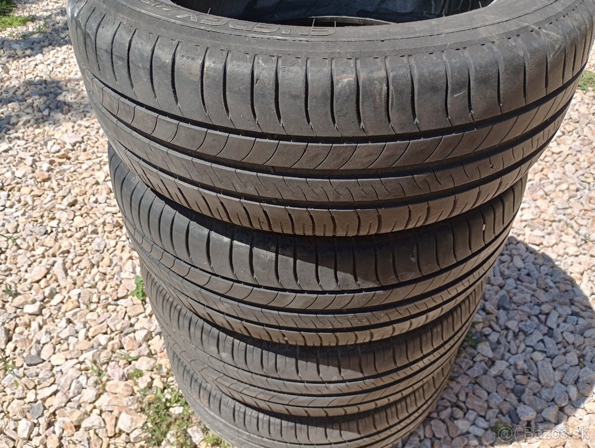Predam 4ks pneu 195/55/r16 letne 87H Michelin