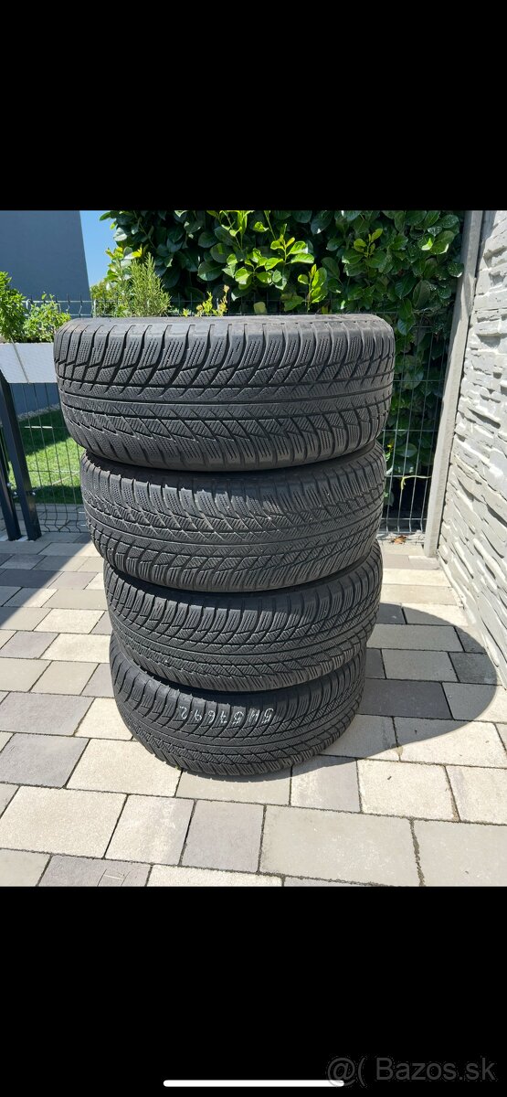 Predám zimné pneu runflat Bridgestone 225/55/17”