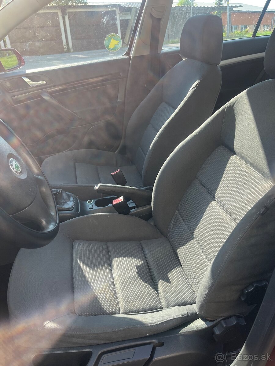 Škoda Octavia 2 1.6 mpi 2004