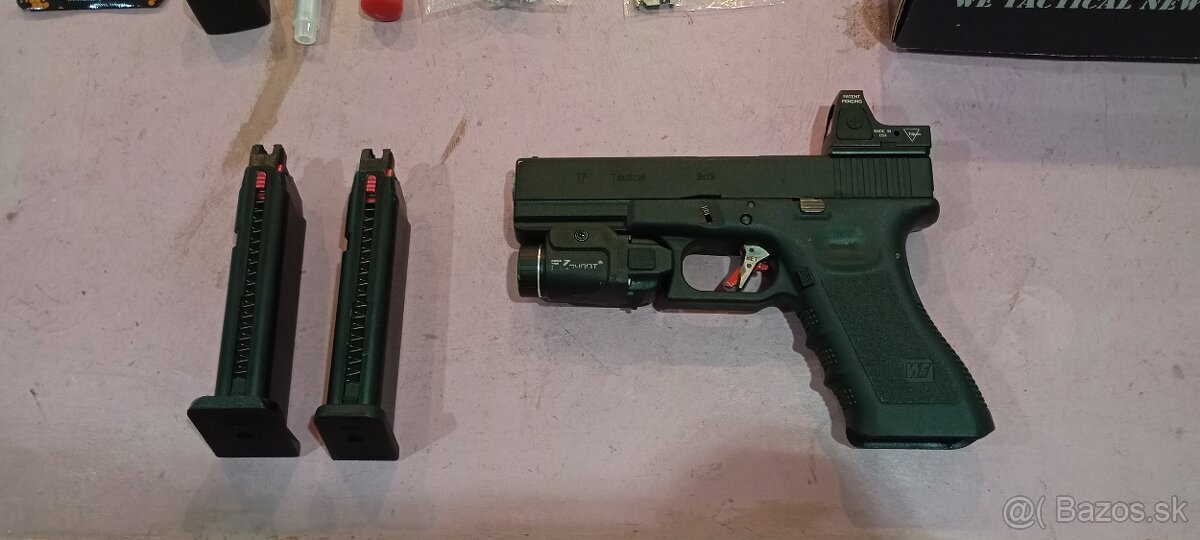 Glock 17