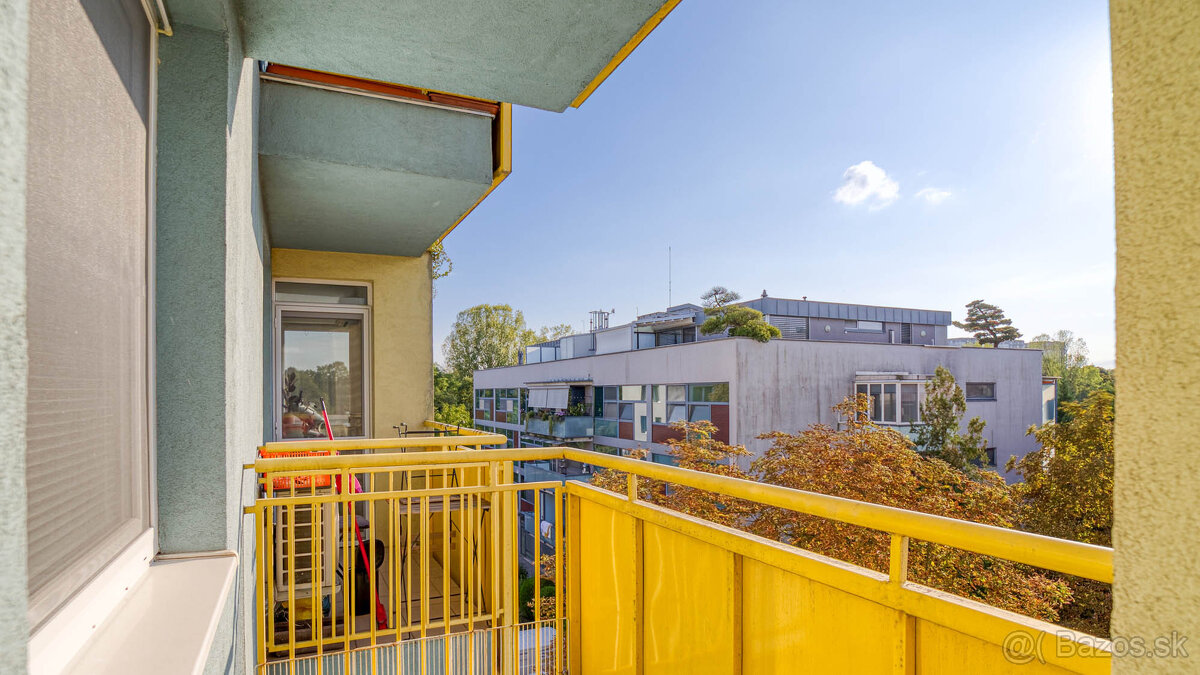 2-izbový byt s loggiou, ul. Bordáčova, Bratislava II - Ružin