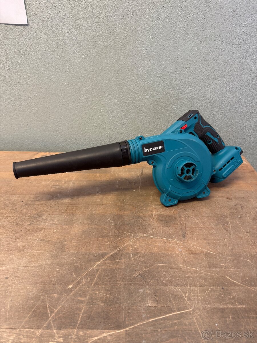 AKU fukár na Makita baterky