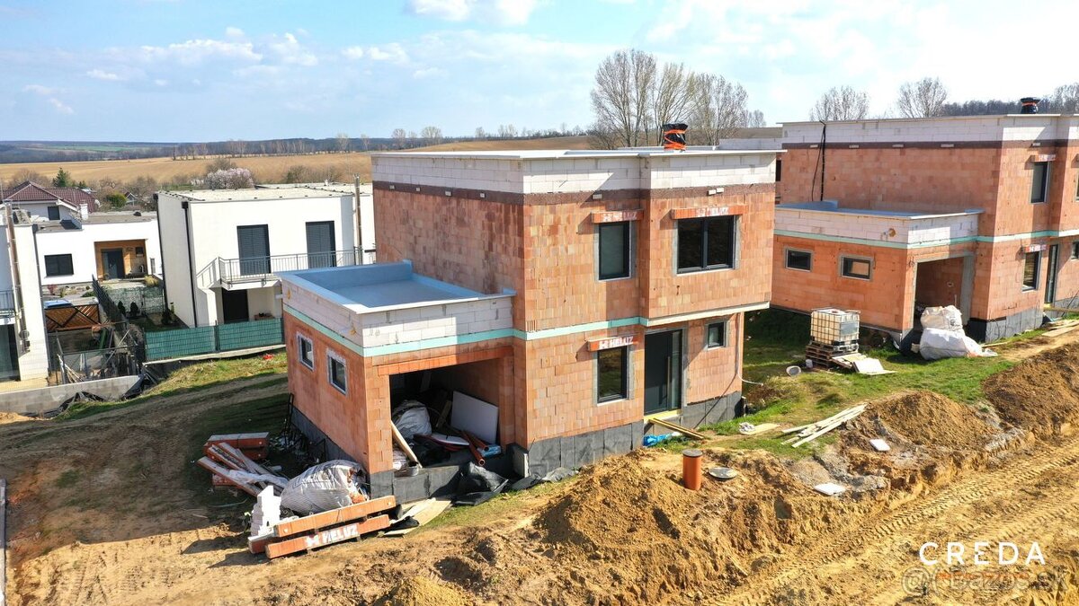 CREDA | predaj 4-izb. rodinný dom na  kľúč, Rišňovce