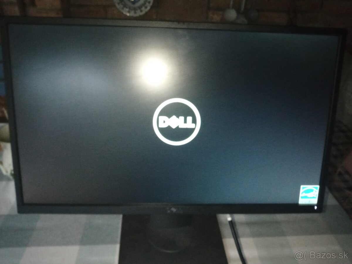 Predám lcd monitor Dell 22"