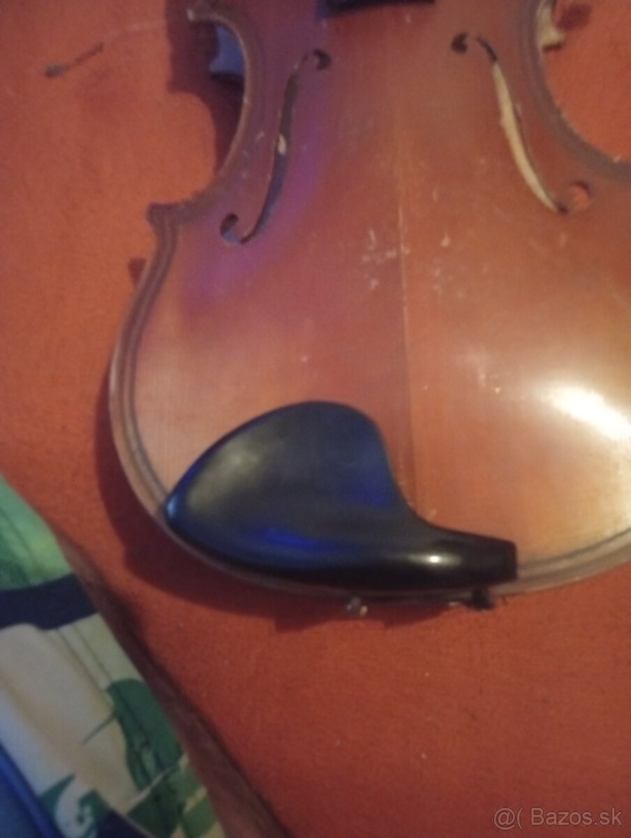 ponukam husle na nahradne diely