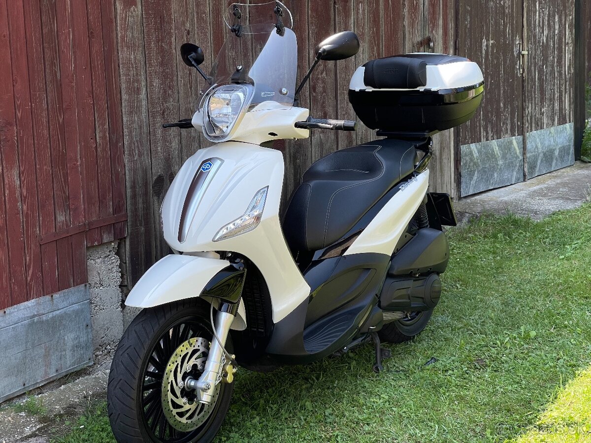 Piaggio Beverly 300ie Sport 2015