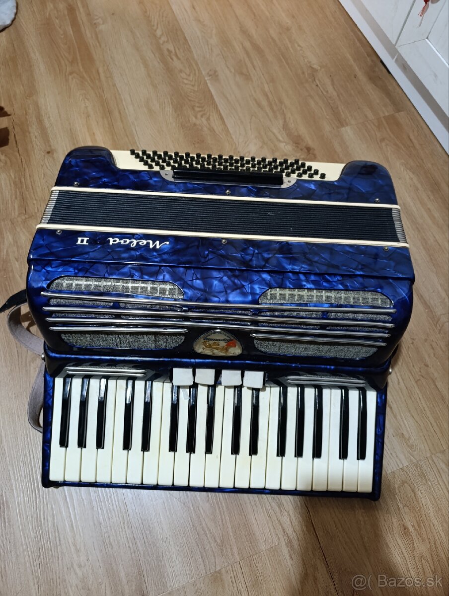Akordeón melodia 2 plus kufor