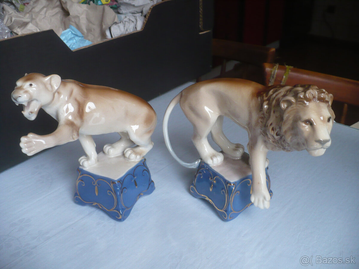 Royal dux lev levica