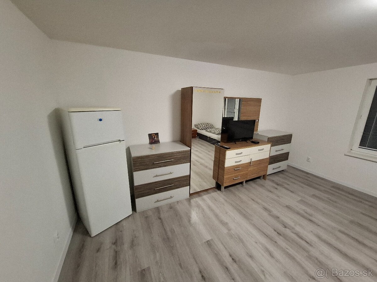 Ubytovanie Prenájom Sokoľany