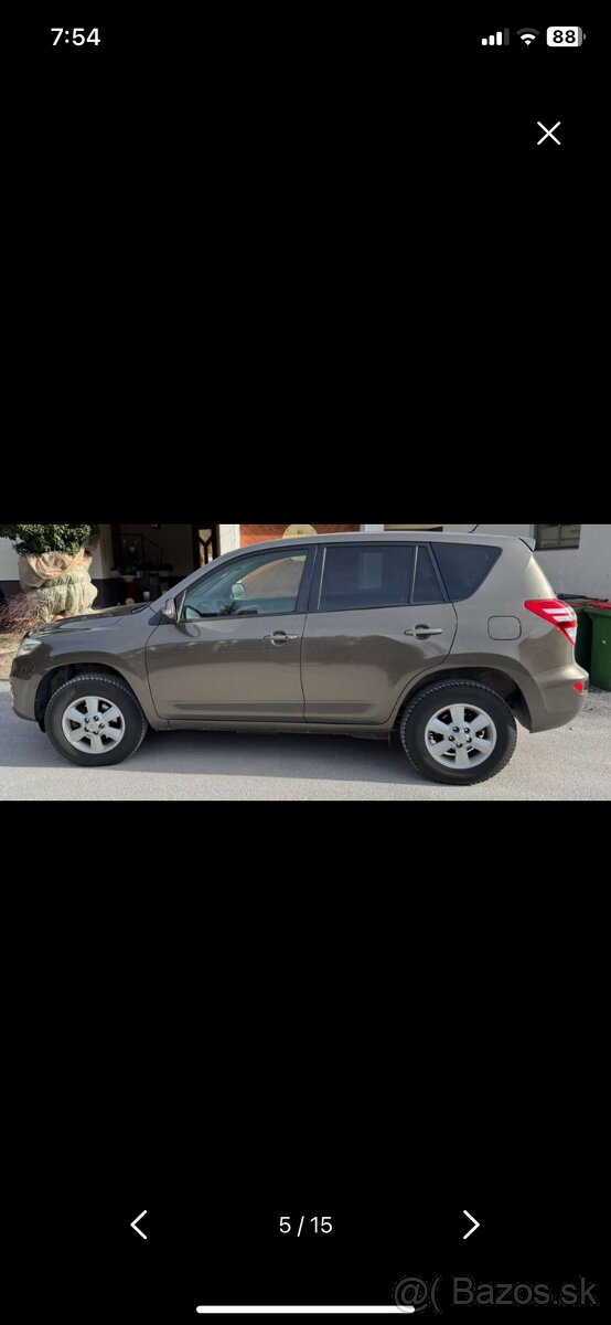 Kúpim Toyota Rav4 4x4 benzín