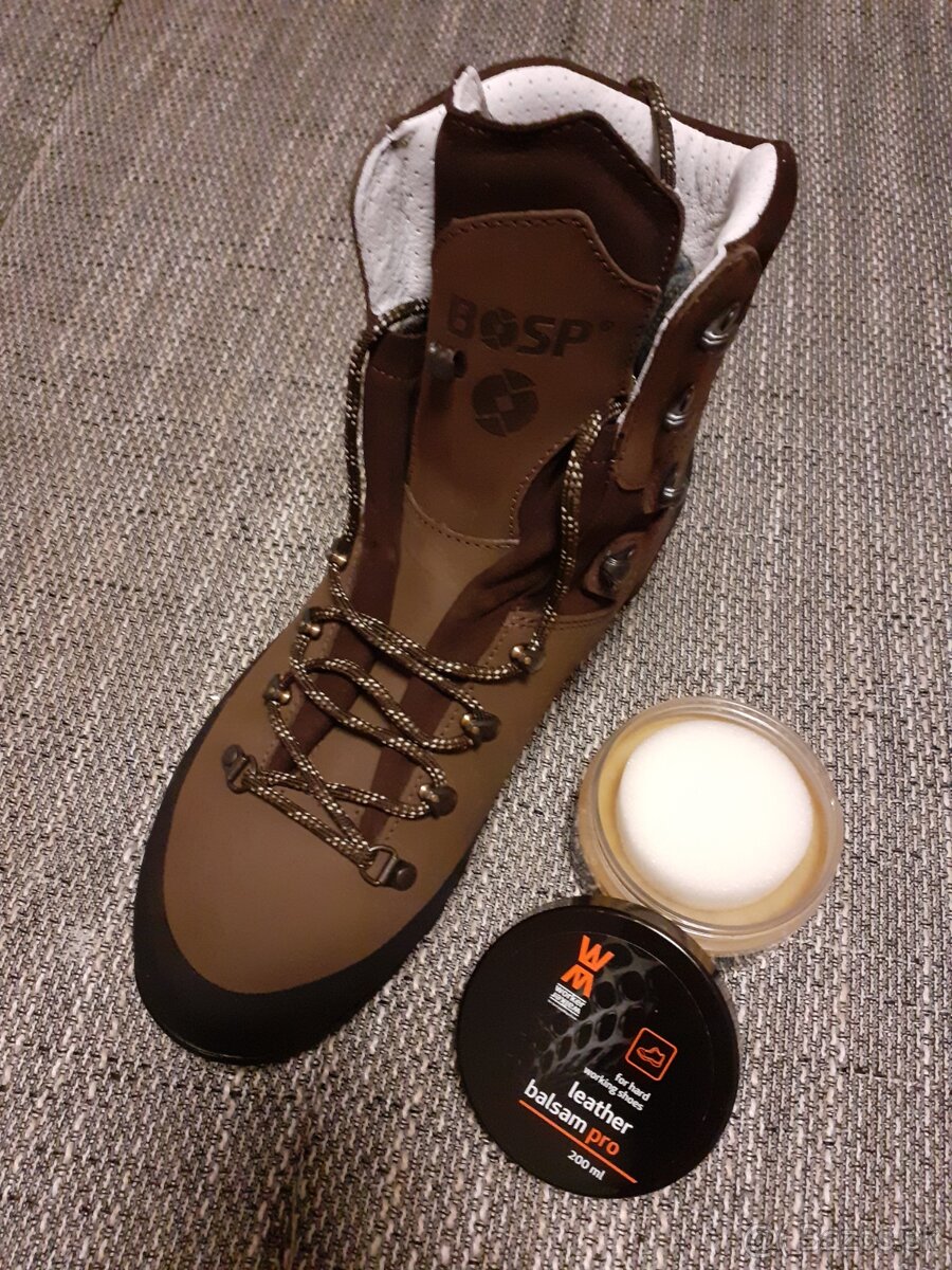 Predám vysokokvalitnú obuv BOSP č. 44