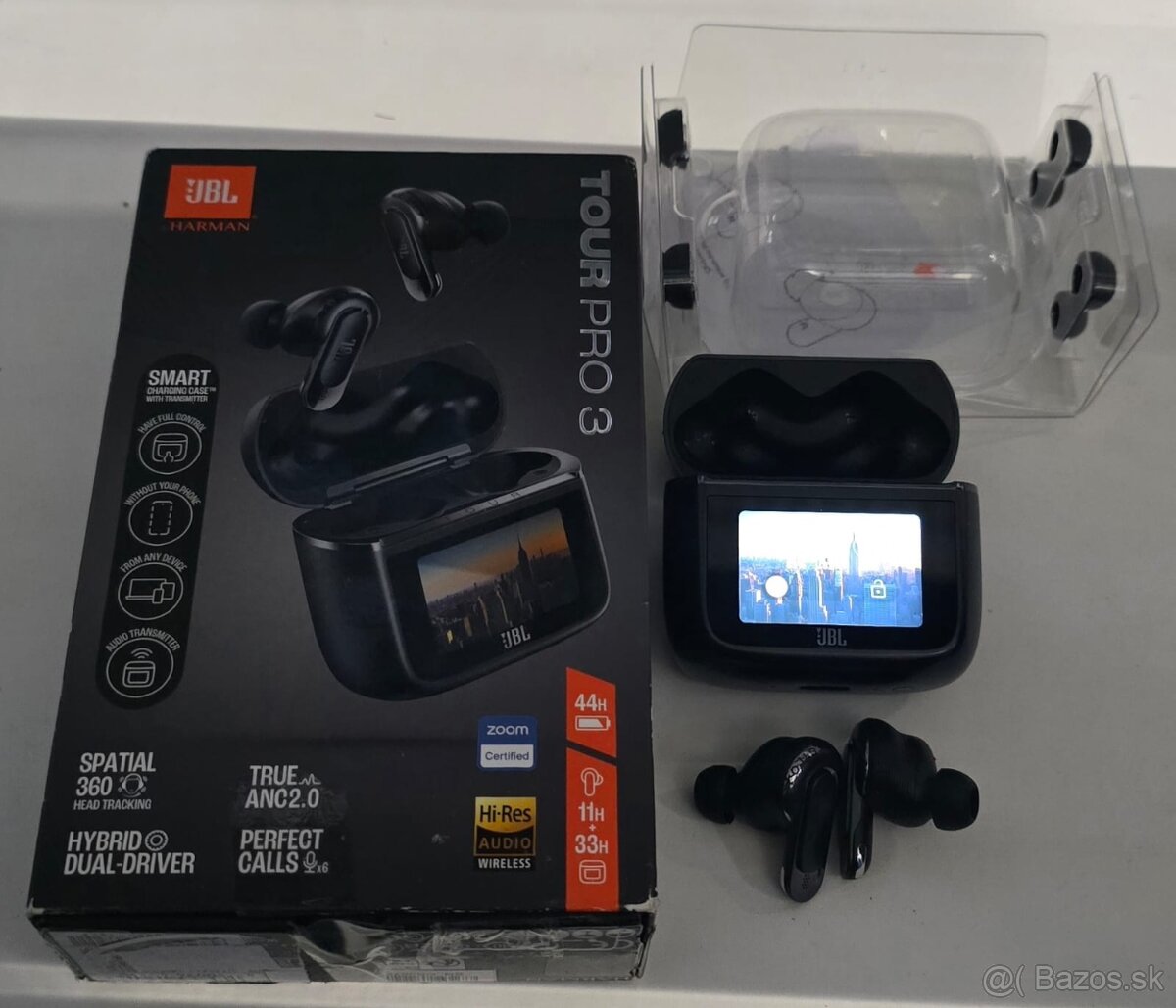 P: Slúchadlá JBL Tour Pro 3 Black