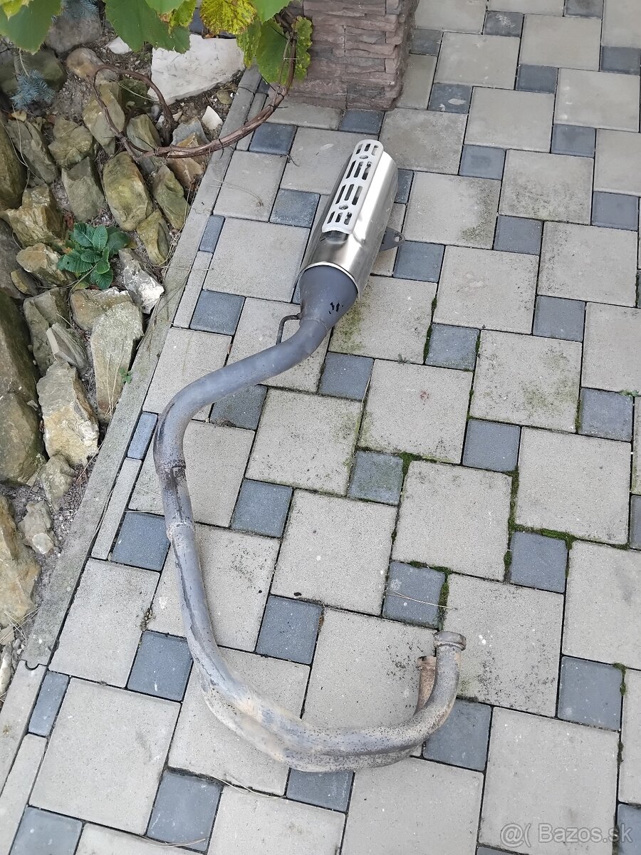 Výfuk KAWASAKI KLE 500
