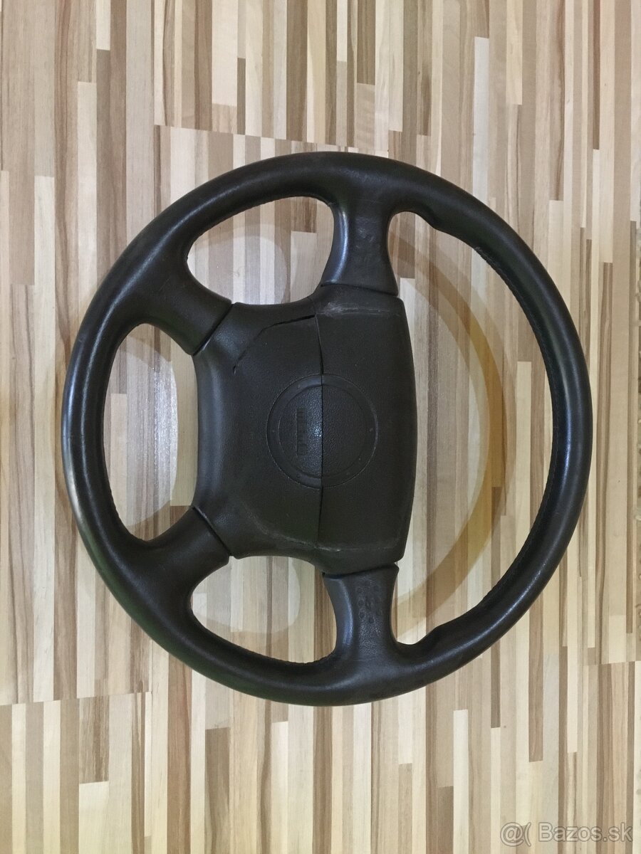 mazda MX-5 NA MOMO volant