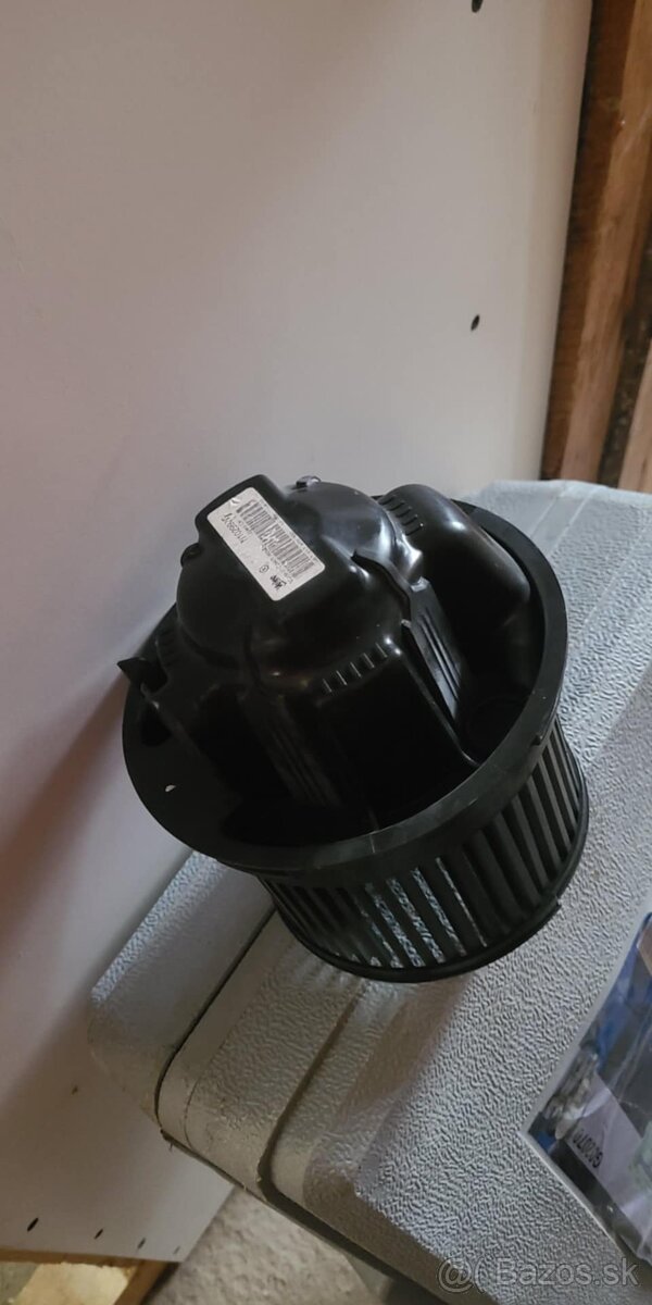 Ventilator kurenia Peugeot 207