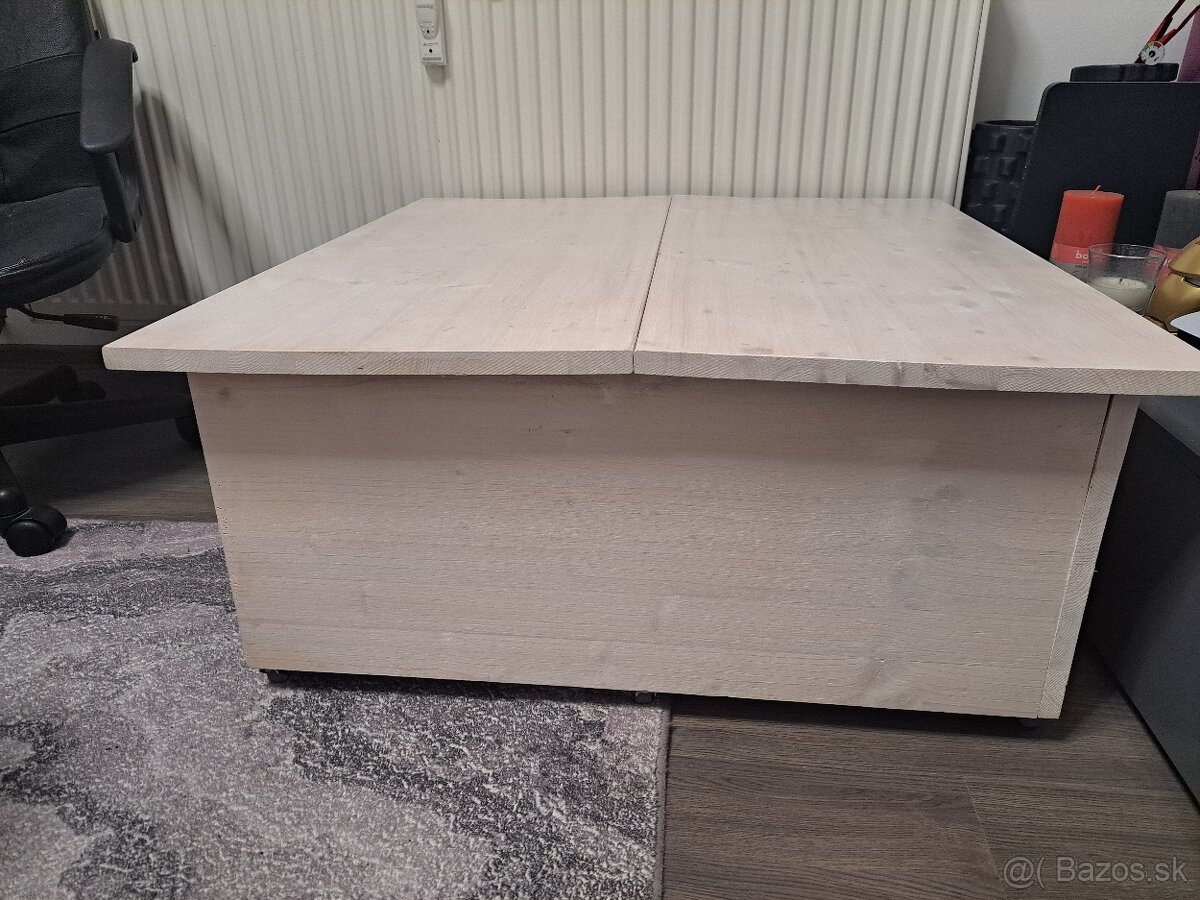 Konferenčný stolík