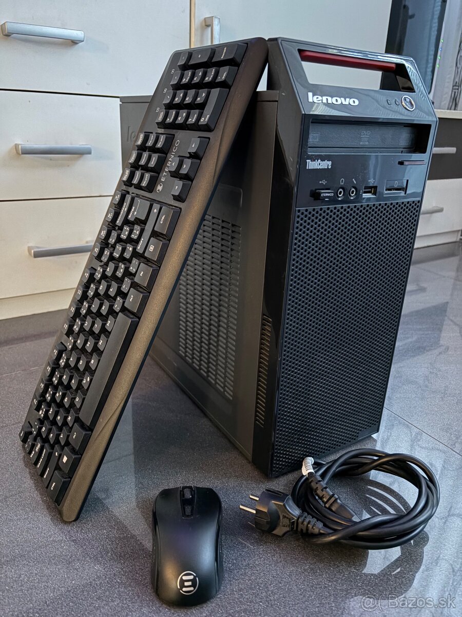 Lenovo PC zostava
