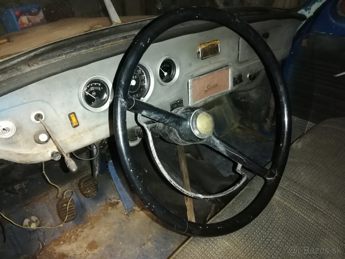 Škoda 1202
