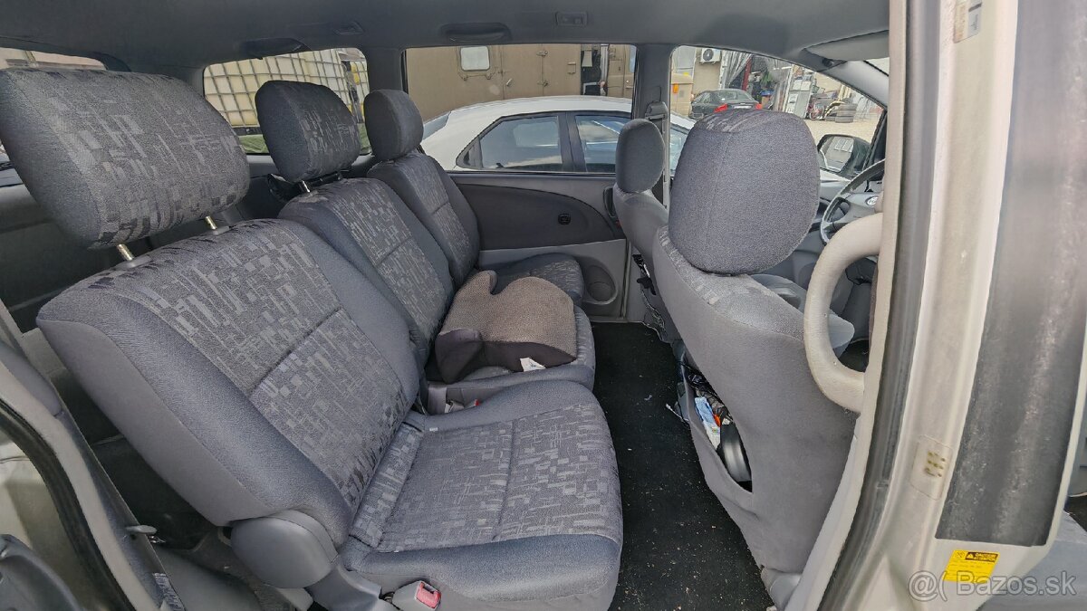 TOYOTA PREVIA
