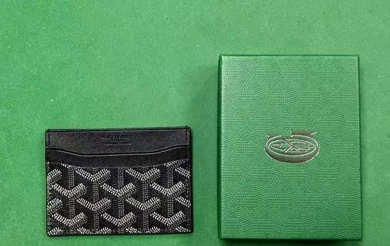 Goyard Peňaženka