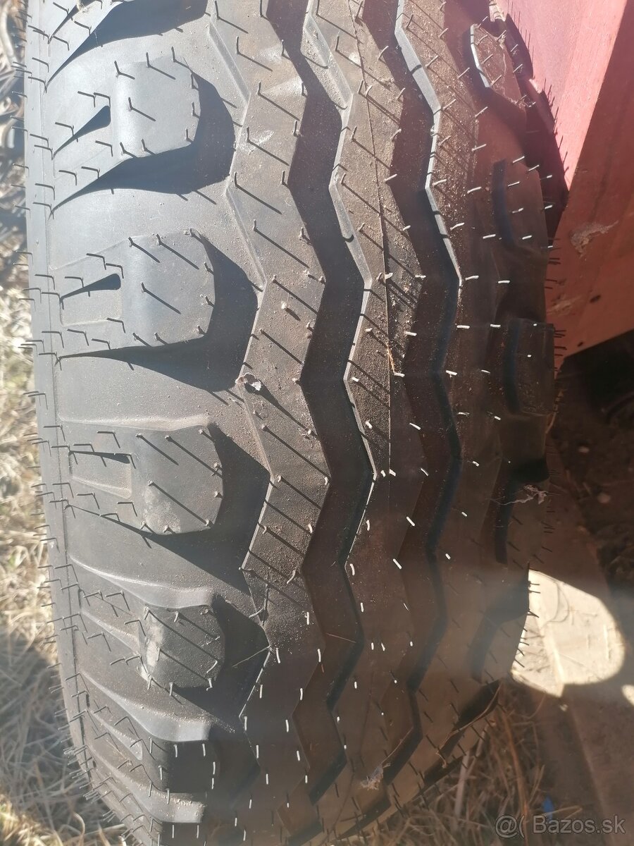 Vlečka za traktor