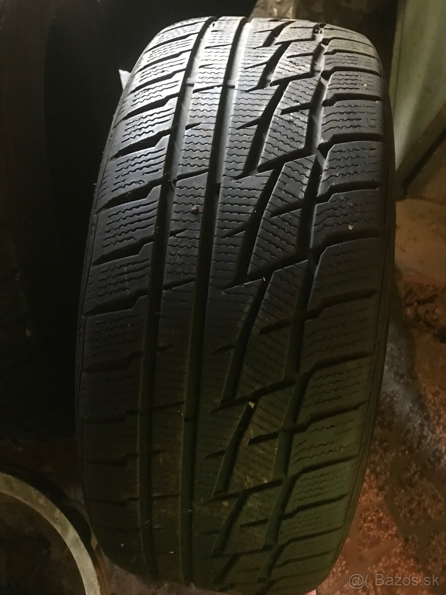 Zimne Pneu 255/50 R19 107 V Matador