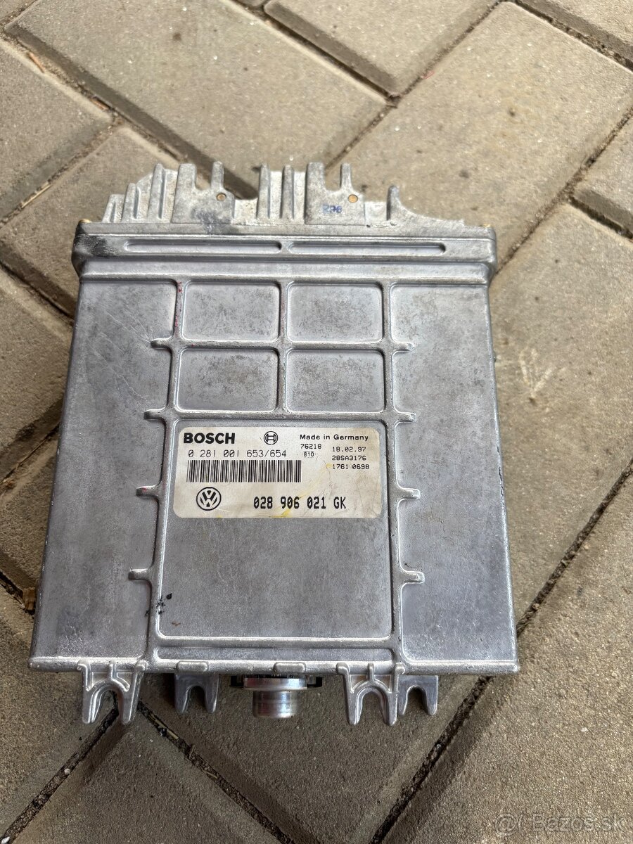 Passat b5 riadiaca jednotka motora