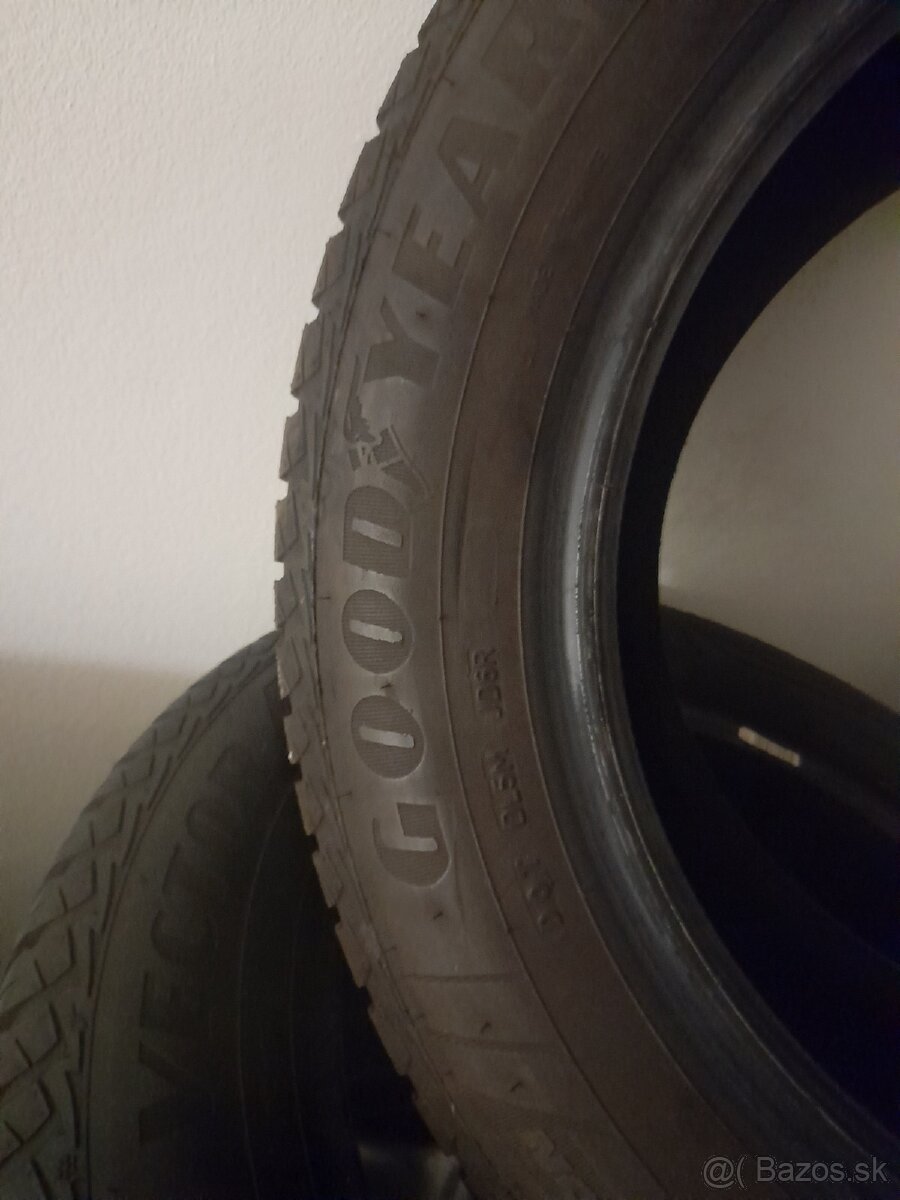 215/60 r16 zimné 2ks