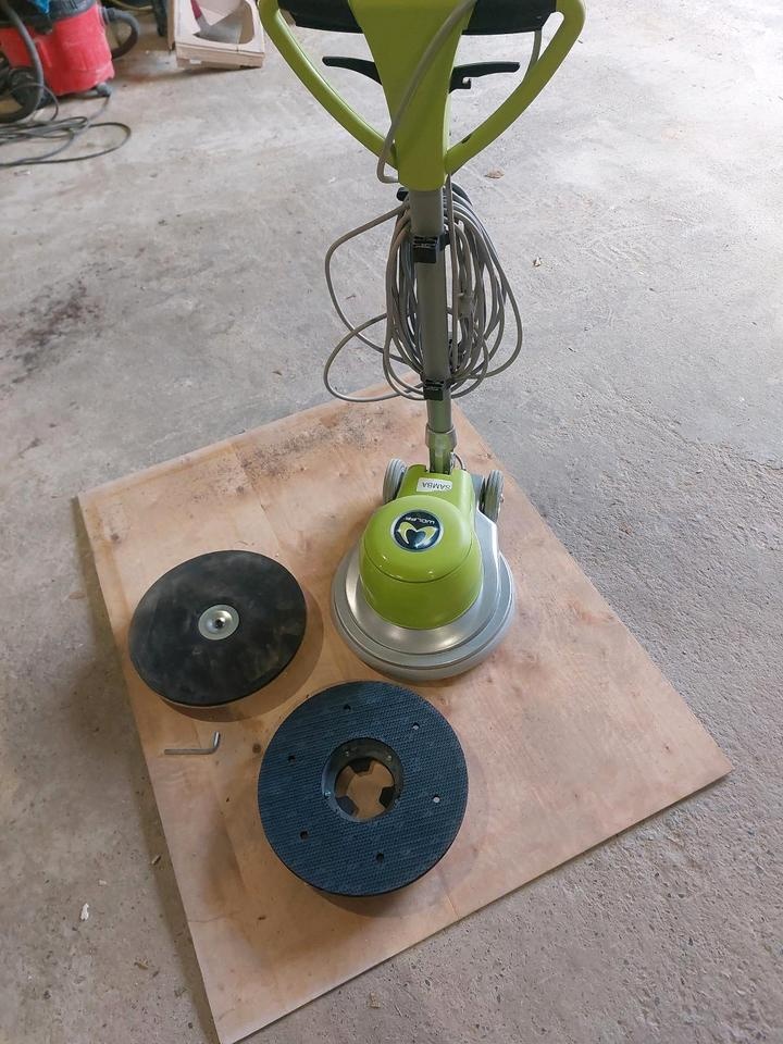 Prenajom, Wolff samba,jednokotučova podlahova bruska