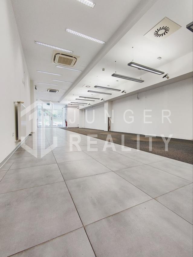 Na prenájom komerčný priestor v Podnik. inkubátore v Rožňave