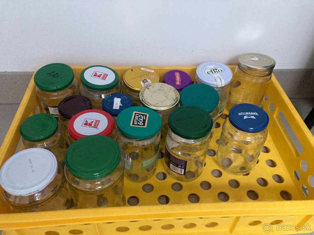 Darujem za odvoz zaváraninové poháre, taniere, šálky, poháre