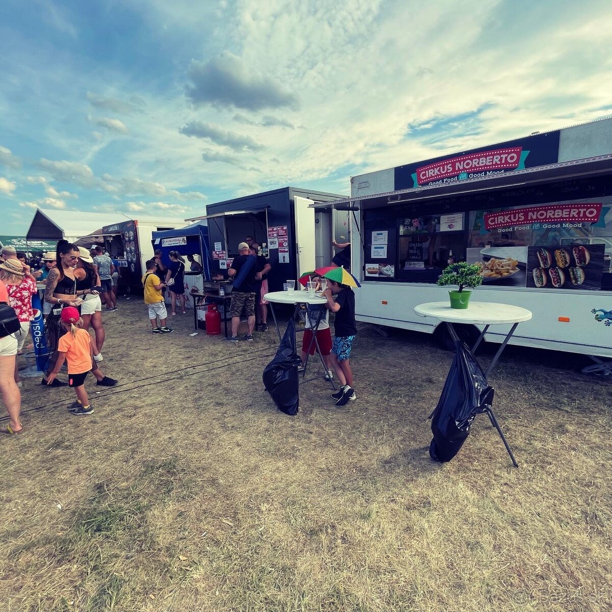 Prenajmem pojazdny bufet, gastro stanok street food