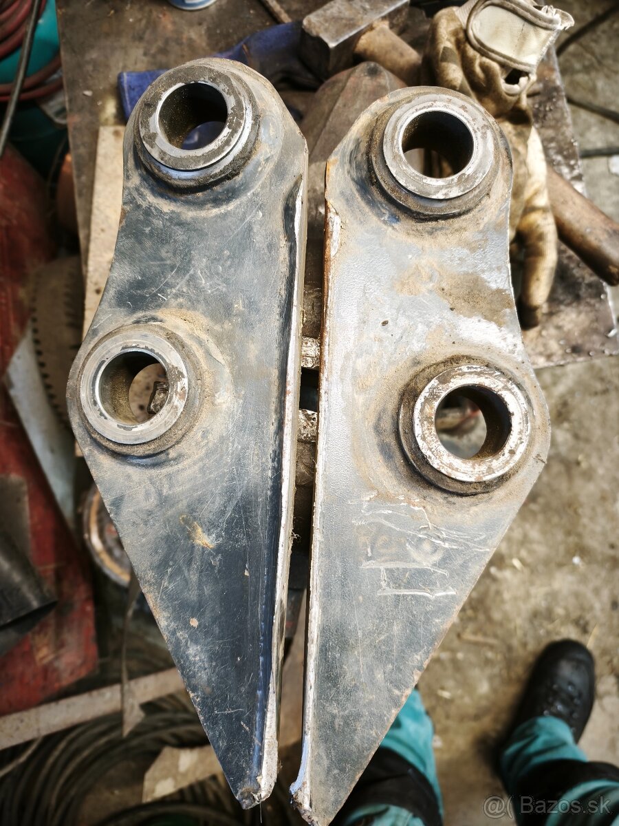 Úchyty na lyžicu / rychloupínak