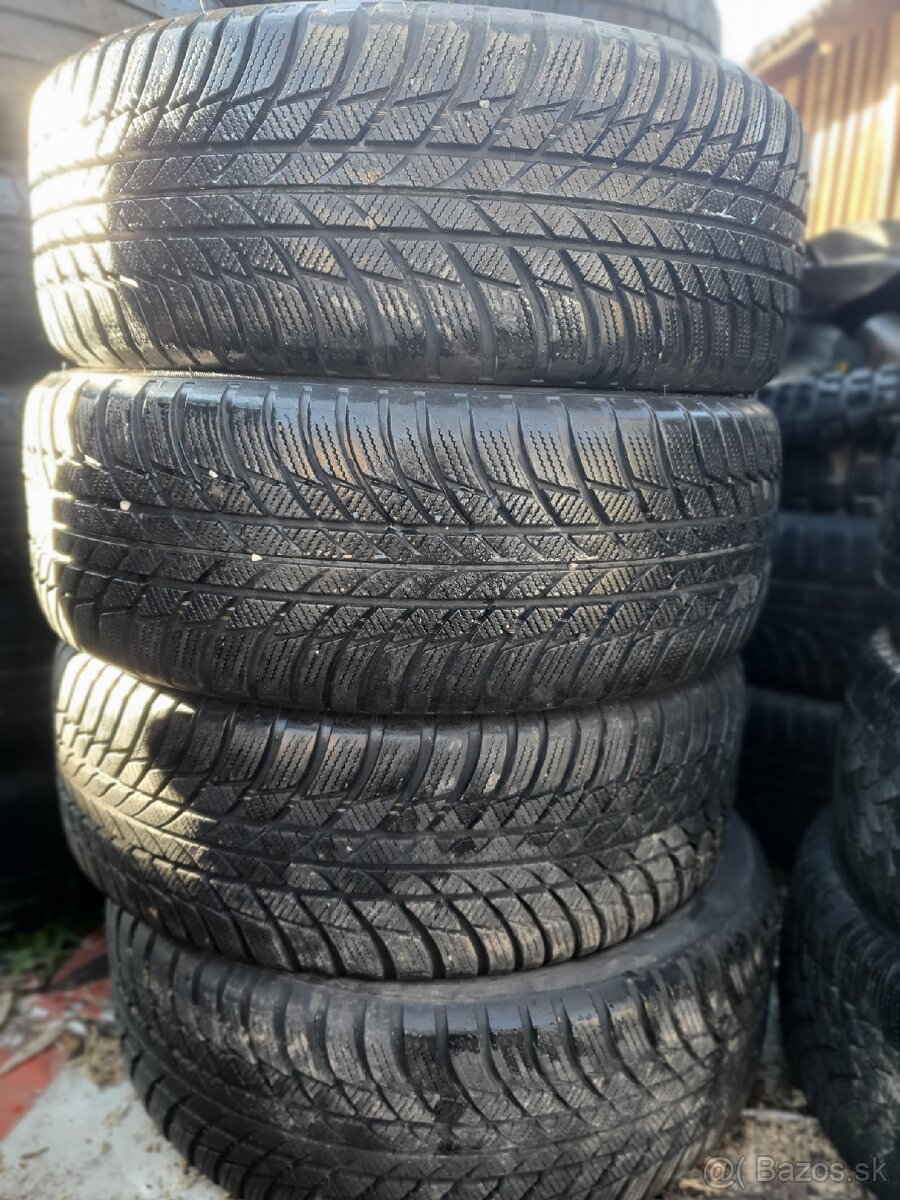 205/55r17 zimne bridgestone